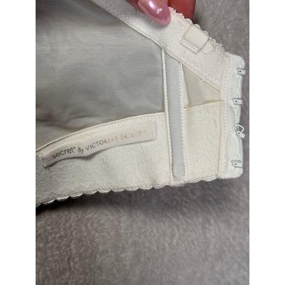 Victoria's Secret Back Off Baby Low Back Bustier Push Up Padded 32D White - Picture 5 of 5